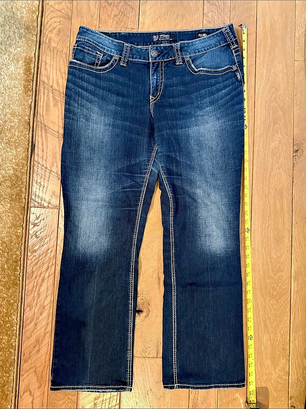 Silver Jeans Co. Suki Mid Slim Boot. Boot Cut Jeans in Blue 18W